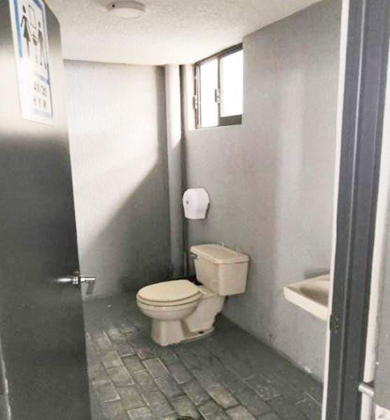 BAÑOS CLIENTES