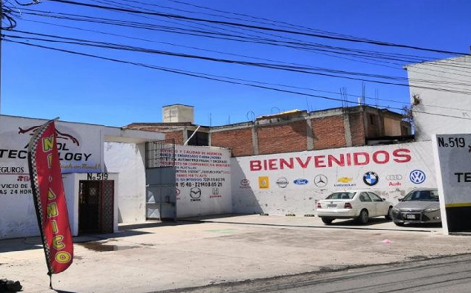 ESTACIONAMIENTO